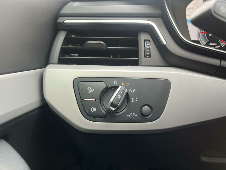 Audi A4 30 TDi S-Tronic LED/Virtual/Leder/Gps/Cruise/PDC.. Leconte Motors