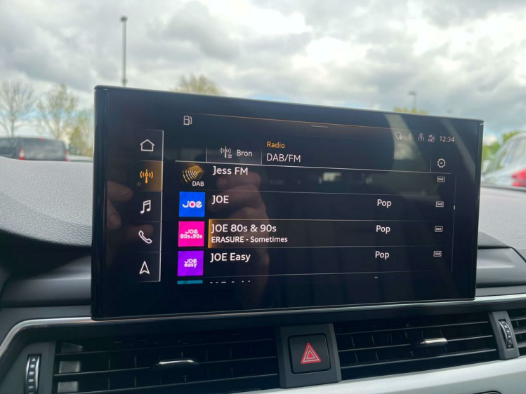 Audi A4 30 TDi S-Tronic LED/Virtual/Leder/Gps/Cruise/PDC.. Leconte Motors