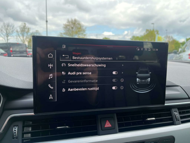 Audi A4 30 TDi S-Tronic LED/Virtual/Leder/Gps/Cruise/PDC.. Leconte Motors