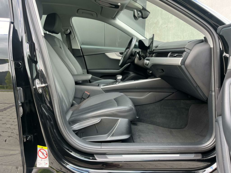 Audi A4 30 TDi S-Tronic LED/Virtual/Leder/Gps/Cruise/PDC.. Leconte Motors