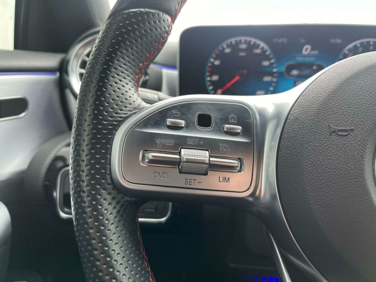 Mercedes-Benz A 250 e PHEV Hybrid AMG-PACK Widescreen/Sfeerverlichting Leconte Motors