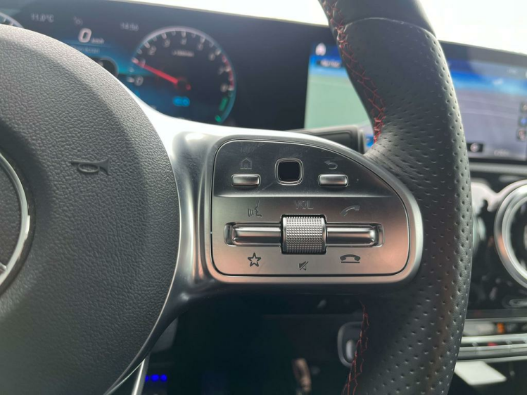 Mercedes-Benz A 250 e PHEV Hybrid AMG-PACK Widescreen/Sfeerverlichting Leconte Motors