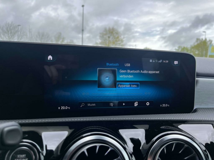 Mercedes-Benz A 250 e PHEV Hybrid AMG-PACK Widescreen/Sfeerverlichting Leconte Motors