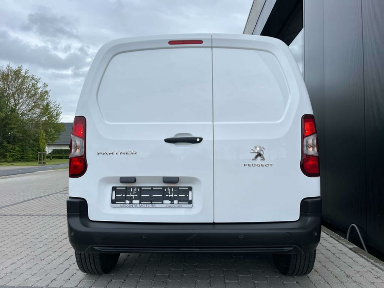 Peugeot Partner 1.6HDI Lichte Vracht 3-zit Gps/Carplay/Cruise/PDC Leconte Motors