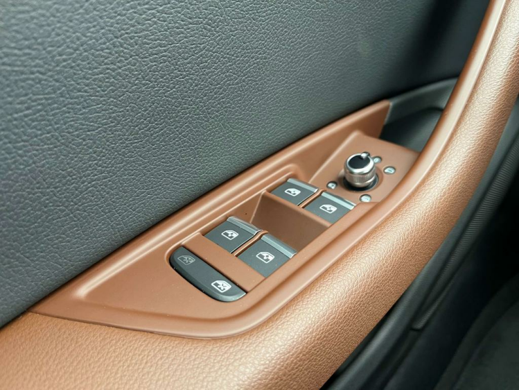 Audi A4 30 TDi S-Tronic Full-LED/Leder/Gps/Zetelverwarming Leconte Motors