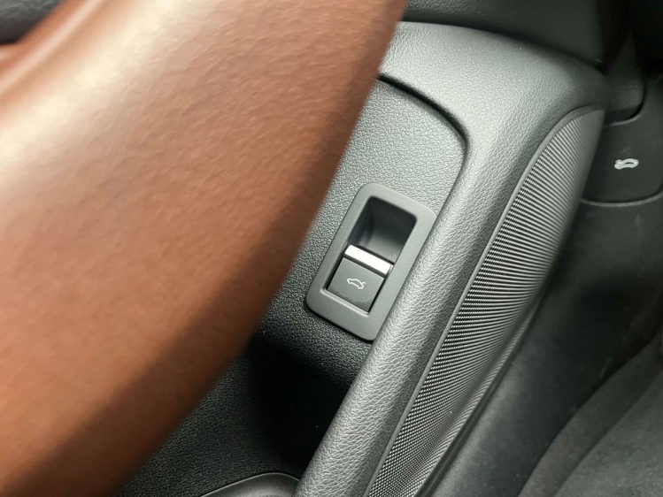 Audi A4 30 TDi S-Tronic Full-LED/Leder/Gps/Zetelverwarming Leconte Motors