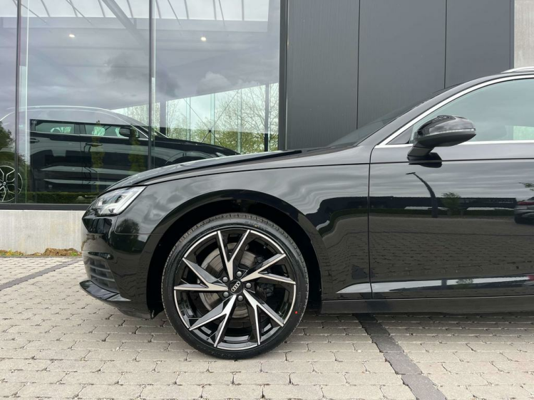 Audi A4 30 TDi S-Tronic Full-LED/Leder/Gps/Zetelverwarming Leconte Motors