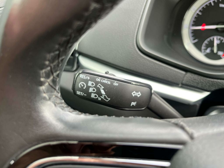 Skoda Karoq 1.0 TSI Sportzetels/Gps/Camera/Trekhaak/Carplay..! Leconte Motors