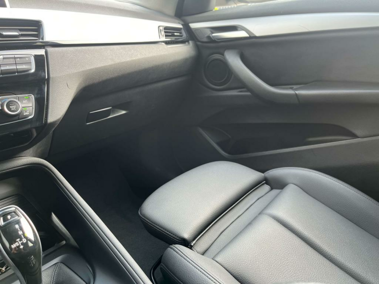 BMW X1 1.5iA sDrive18 Facelift LED/Sportzetels/Camera/... Leconte Motors