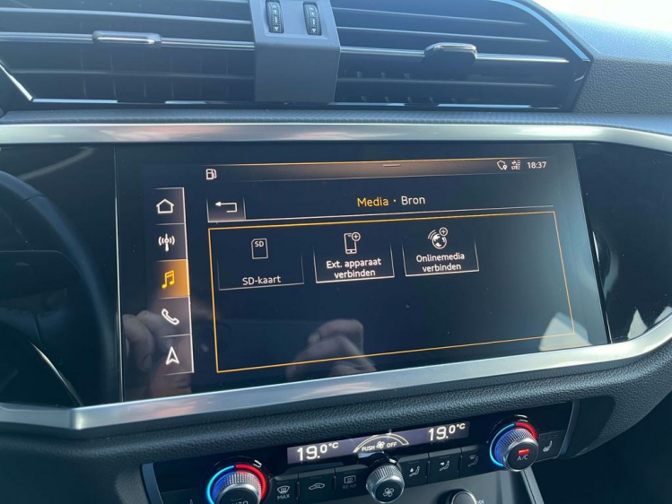 Audi Q3 35 TDi S line S-tronic Virtual/Leder/Camera/Matrix Leconte Motors