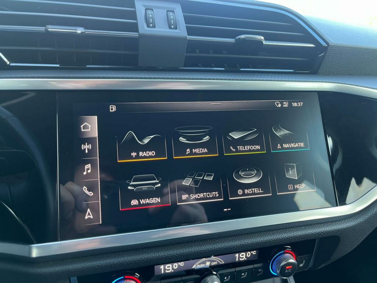 Audi Q3 35 TDi S line S-tronic Virtual/Leder/Camera/Matrix Leconte Motors