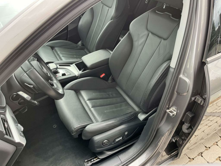 Audi A4 30 TDi S tronic Facelift Virtual/Sportzetels/Gps.. Leconte Motors