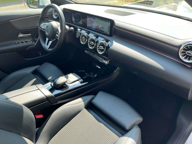 Mercedes-Benz CLA 180 iA DCT Coupé LED/Sportzetels/Widescreen/Camera! Leconte Motors