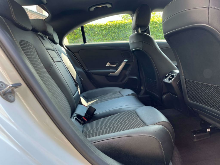 Mercedes-Benz CLA 180 iA DCT Coupé LED/Sportzetels/Widescreen/Camera! Leconte Motors