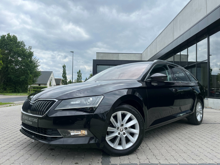 Skoda Superb 1.5 TSI DSG LED/Leder/Sportzetels/Camera/Carplay.. Leconte Motors