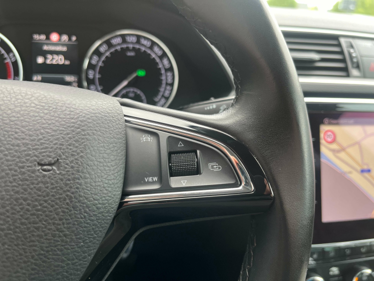 Skoda Superb 1.5 TSI DSG LED/Leder/Sportzetels/Camera/Carplay.. Leconte Motors