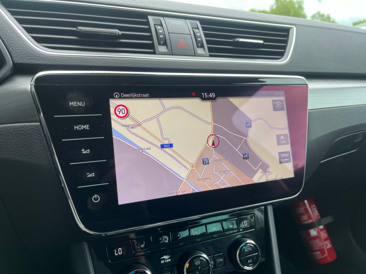 Skoda Superb 1.5 TSI DSG LED/Leder/Sportzetels/Camera/Carplay.. Leconte Motors