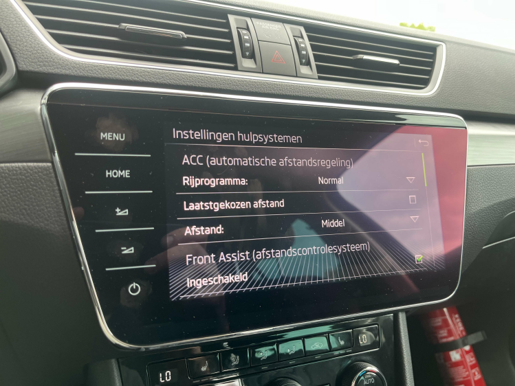 Skoda Superb 1.5 TSI DSG LED/Leder/Sportzetels/Camera/Carplay.. Leconte Motors