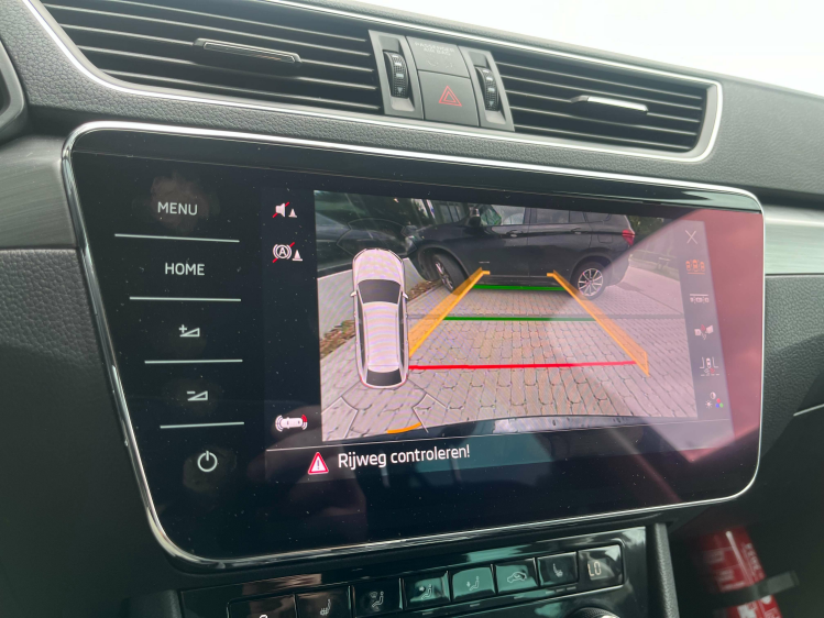 Skoda Superb 1.5 TSI DSG LED/Leder/Sportzetels/Camera/Carplay.. Leconte Motors