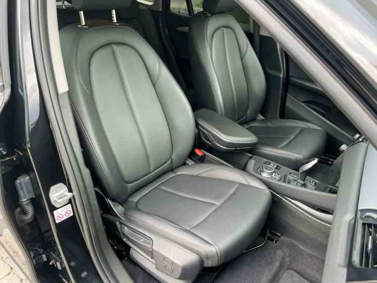 BMW X1 1.5iA sDrive18 Navigatie/Leder/Cruise/PDC/BLTH...! Leconte Motors