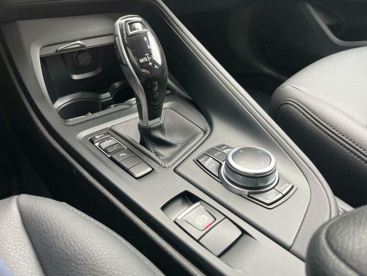 BMW X1 1.5iA sDrive18 Navigatie/Leder/Cruise/PDC/BLTH...! Leconte Motors