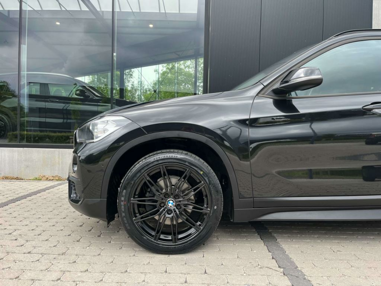 BMW X1 1.5iA sDrive18 Navigatie/Leder/Cruise/PDC/BLTH...! Leconte Motors