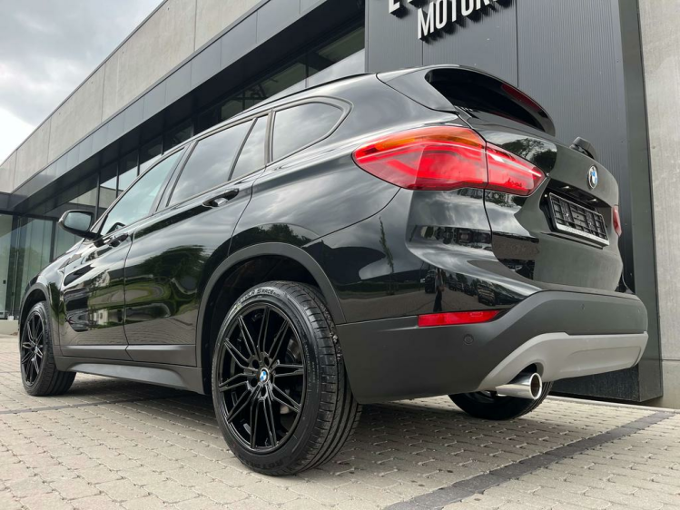 BMW X1 1.5iA sDrive18 Navigatie/Leder/Cruise/PDC/BLTH...! Leconte Motors