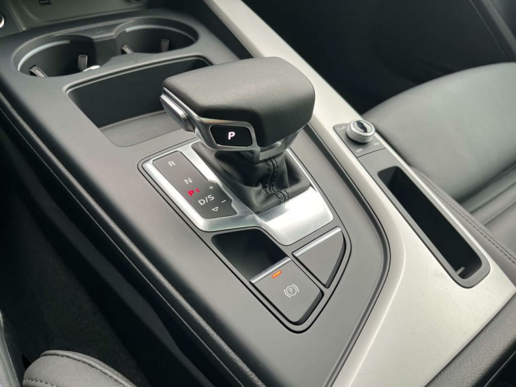 Audi A4 35 TDi S tronic Panodak/Sportzetels/Camera/LED... Leconte Motors