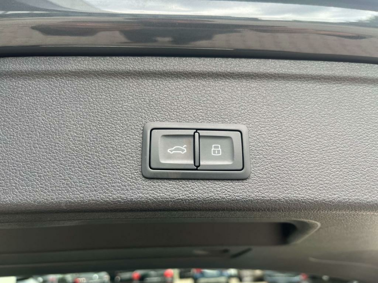 Audi A4 30 TDi S-tronic Facelift Panodak/Virtual/Camera/.. Leconte Motors