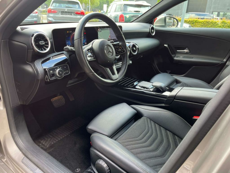 Mercedes-Benz A 180 Business DCT 48.000km Leder/Widescreen/Camera/... Leconte Motors