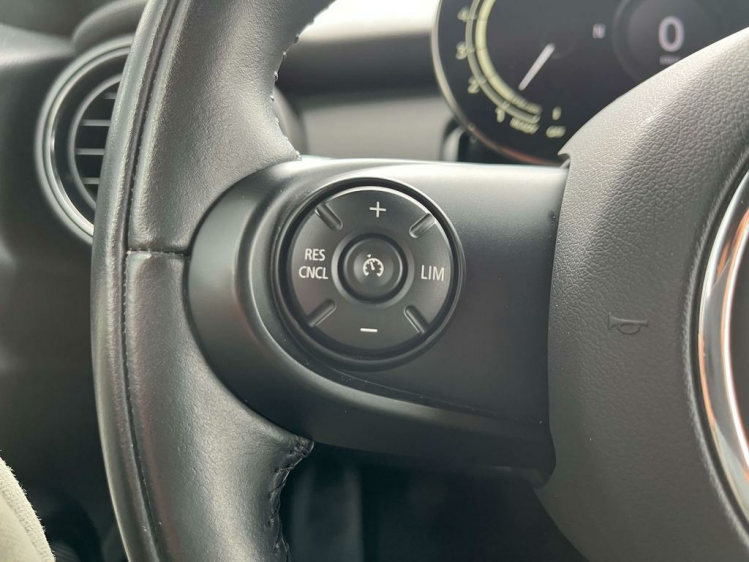 MINI One 1.5i 5-deurs Navigatie/Cruise-Control/PDC/BLTH...! Leconte Motors