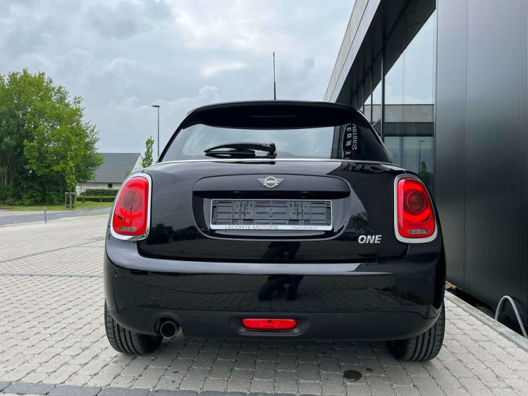 MINI One 1.5i 5-deurs Navigatie/Cruise-Control/PDC/BLTH...! Leconte Motors