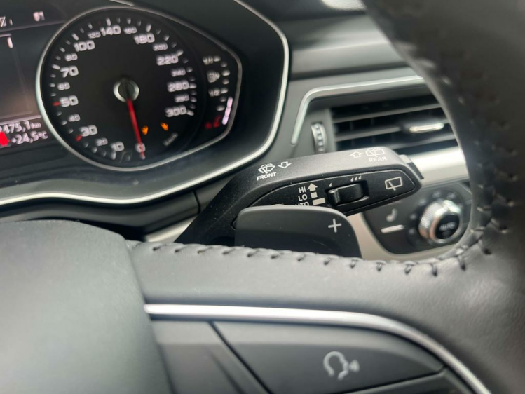 Audi A4 35 TFSI S-Tronic Leder/Navigatie/Camera/Trekhaak.. Leconte Motors