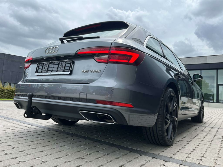 Audi A4 35 TFSI S-Tronic Leder/Navigatie/Camera/Trekhaak.. Leconte Motors