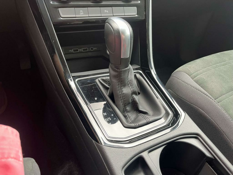 Volkswagen Touran 1.5 TSI Highline DSG 7-zitpl Gps/Camera/DAB+/... Leconte Motors