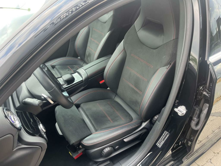 Mercedes-Benz A 180 DCT AMG-PACK Sfeerverlichting/LED/Camera/Burmester Leconte Motors