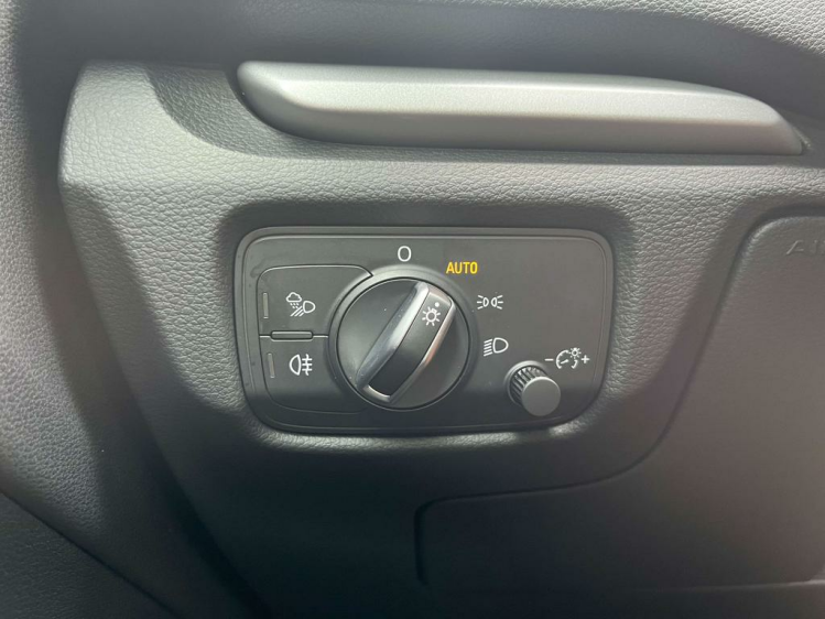 Audi A3 Sportback 30 TFSI Navigatie/Cruise/PDC/Bluetooth.. Leconte Motors