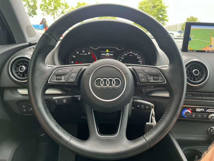 Audi A3 Sportback 30 TFSI Navigatie/Cruise/PDC/Bluetooth.. Leconte Motors