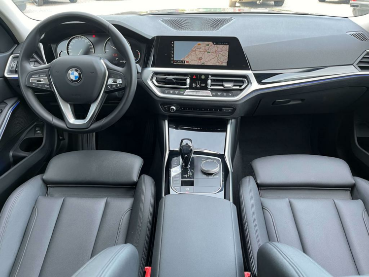 BMW 318 Touring dA Individual Sportzetels/Gps-Pro/Camera Leconte Motors