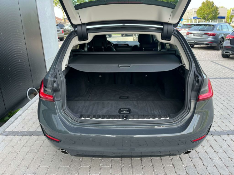 BMW 318 Touring dA Individual Sportzetels/Gps-Pro/Camera Leconte Motors