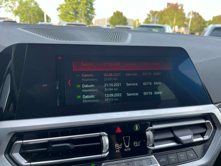 BMW 318 Touring dA Individual Sportzetels/Gps-Pro/Camera Leconte Motors