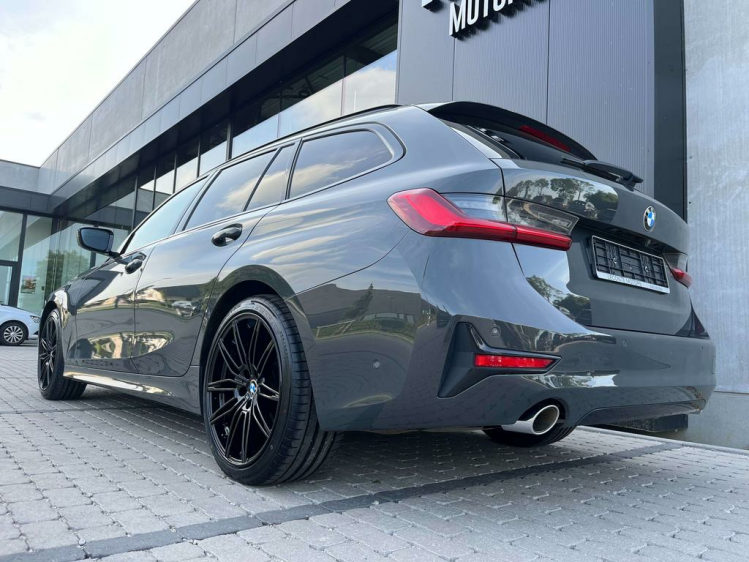 BMW 318 Touring dA Individual Sportzetels/Gps-Pro/Camera Leconte Motors