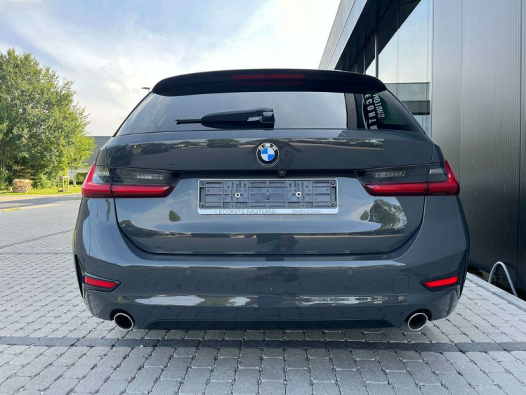 BMW 318 Touring dA Individual Sportzetels/Gps-Pro/Camera Leconte Motors