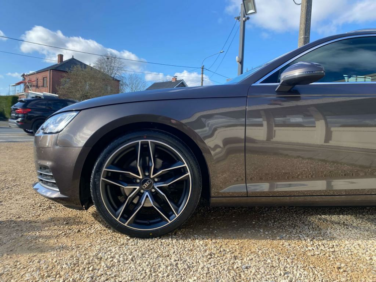 Audi A4 2.0 TDi S tronic Virtual-Cockpit/Matrix/Pano/Leder Leconte Motors