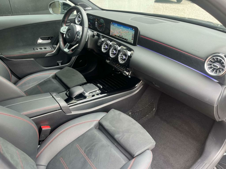 Mercedes-Benz A 180 DCT AMG-Pack Sfeerverlichting/Burmeister/LED/CAM Leconte Motors