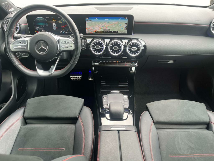 Mercedes-Benz A 180 DCT AMG-Pack Sfeerverlichting/Burmeister/LED/CAM Leconte Motors