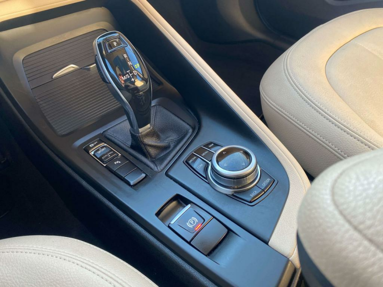 BMW X1 1.5iA sDrive18 31.000km Leder/Panodak/PDC/BT/USB! Leconte Motors