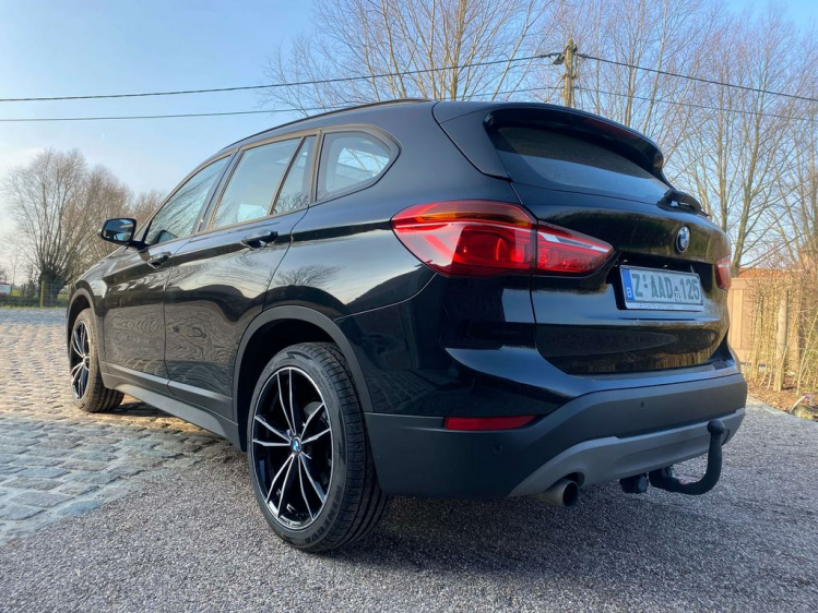 BMW X1 1.5iA sDrive18 31.000km Leder/Panodak/PDC/BT/USB! Leconte Motors