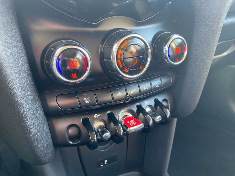 MINI One 1.5i Hatchback Navigatie/Cruise/PDC/USB/BLTH/Euro6 Leconte Motors