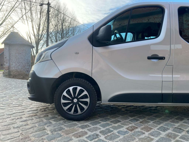 Renault Trafic 1.6 dCi Lichte Vr. Dubbele Cabine 6-zitpl/Gps/PDC! Leconte Motors